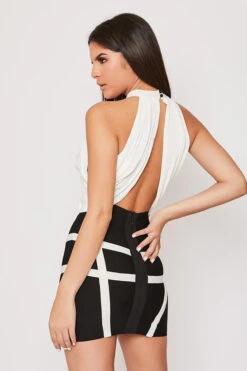 Madisyn - Cream Slinky Drape Crop Top -Outlet Sarto Base Store 00 31 10 missg 0309.1606820119