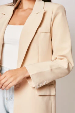 Breanna - Nude Tailored Oversized Blazer -Outlet Sarto Base Store 08 07 MISSG 20785