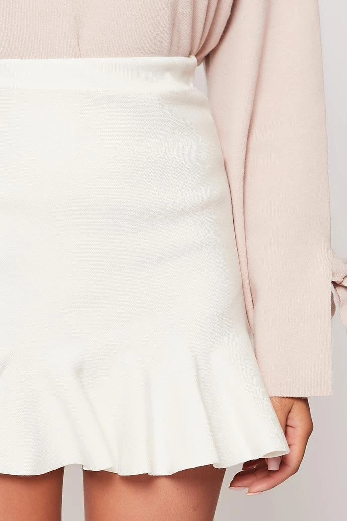Tiffanie - White High Waisted Ruffle Hem Skirt 4 Tiffanie - White High Waisted Ruffle Hem Skirt - Image 4