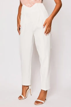 Corrine - White Pleated High Waisted Tailored Trousers 11 Corrine - White Pleated High Waisted Tailored Trousers -Outlet Sarto Base Store 23 05 MISSG 73936