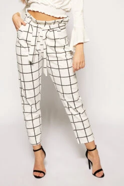 Jocie - White Checked High Waisted Cigarette Trousers -Outlet Sarto Base Store missg.feb2 .201820527