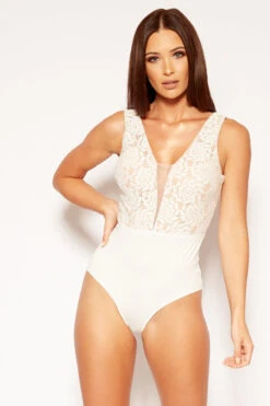 Outlet Sarto Base Store 16 Shawna - White & Nude Lace Plunge Bodysuit